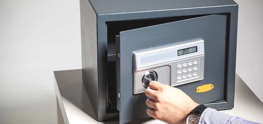 Jewelry Safe Unlocking Service in Burlingame, California